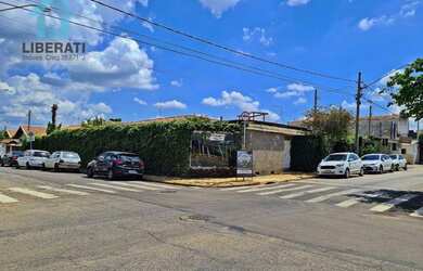 Imagem: O depósito possui 3 Vagas na garagem, 1.200m² de Área e