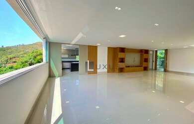 Imagem: A casa em condomínio possui 4 Dormitórios, 5 Banheiros, 5