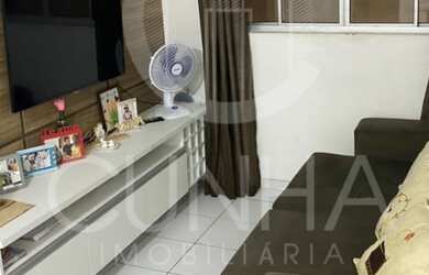 Imagem: O apartamento possui 3 Dormitórios, 1 Banheiro, 1 Vaga na garagem