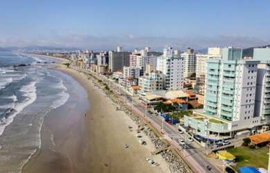 Imagem: O apartamento possui 3 Dormitórios, 4 Banheiros, 2 Vagas na