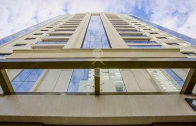 Imagem: O apartamento possui 3 Dormitórios, 4 Banheiros, 2 Vagas na