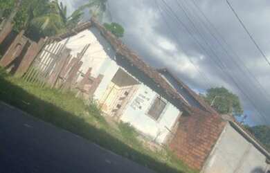 Imagem: A casa possui 5 Dormitórios, 1 Banheiro e está localizado