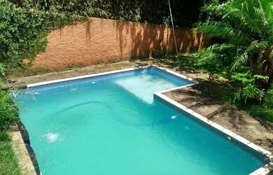 Imagem: A casa em condomínio possui 3 Dormitórios, 4 Banheiros, 2