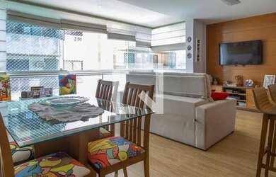 Imagem: O apartamento possui 3 Dormitórios, 3 Banheiros, 2 Vagas na