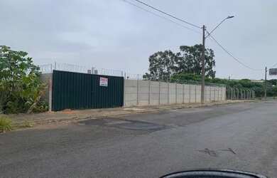 Imagem: O terreno possui 1281m² de Área e está localizado em Jardim