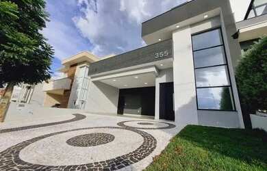 Imagem: A casa em condomínio possui 3 Dormitórios, 3 Banheiros, 2