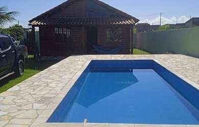 Imagem: A casa possui 2 Dormitórios, 1 Banheiro, 360m² de Área e