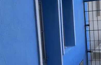 Imagem: A casa possui 1 Dormitório, 1 Banheiro e está localizado