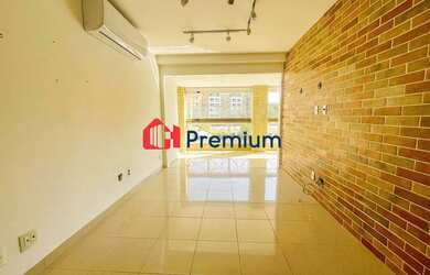 Imagem: O apartamento possui 2 Dormitórios, 2 Banheiros, 2 Vagas na