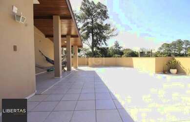 Imagem: O depósito possui 4 Vagas na garagem, 538m² de Área e está