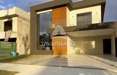 Imagem: A casa em condomínio possui 3 Dormitórios, 2 Banheiros, 4