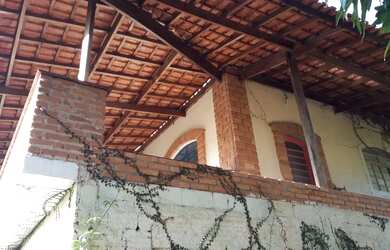 Imagem: A fazenda possui 7900m² de Área e está localizado em Vila