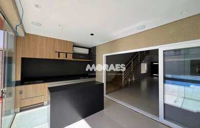 Imagem 3: Sobrado em condomínio fechado com 4 Suítes à venda, 360m² por R$ 2.450.000...