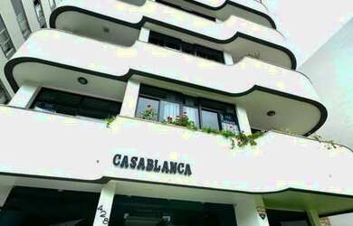 Imagem: O apartamento possui 4 Dormitórios, 4 Banheiros, 2 Vagas na