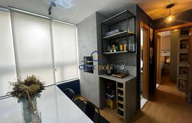 Imagem: O apartamento possui 2 Dormitórios, 2 Banheiros, 1 Vaga na