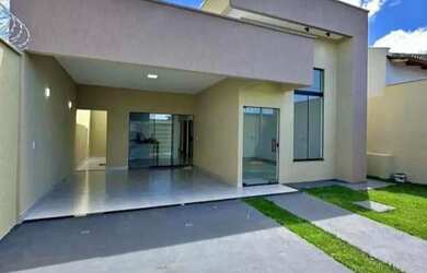 Imagem: A casa possui 2 Dormitórios, 3 Banheiros, 2 Vagas na garagem