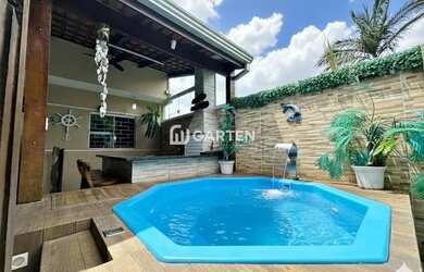 Imagem: A casa possui 2 Dormitórios, 2 Banheiros, 1 Vaga na garagem