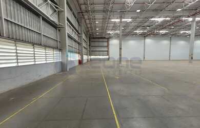 Imagem 8: Galpão para Locação em Itapevi, Itaqui, 5 banheiros, 6 vagas