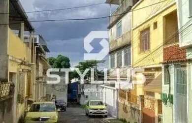 Imagem: A casa possui 3 Dormitórios, 2 Banheiros, 1 Vaga na garagem