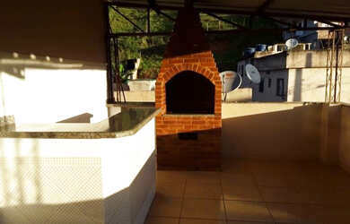 Imagem 2: Casa semi-mobiliada com cobertura e churrasqueira na Av. Olegário Maciel,...