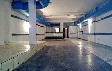 Imagem: O depósito possui 244m² de Área e está localizado em Farroupilha