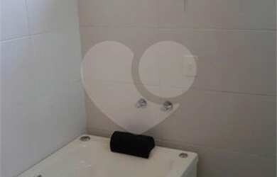 Imagem 9: Excelente casa no Condomínio Village Damha I