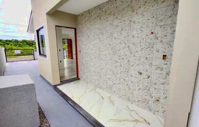 Imagem 8: Casa unifamiliar em obras no padrão das fotos em São José