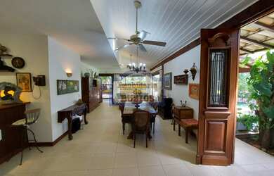 Imagem 8: Casa praiana chique em condomínio pé na areia da Praia de Manguinhos