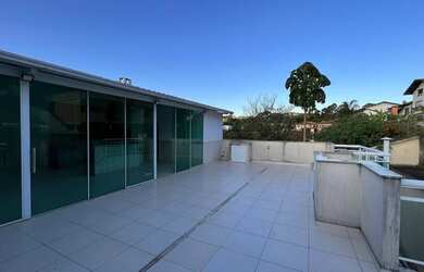 Imagem: O apartamento na cobertura possui 3 Dormitórios, 4 Banheiros