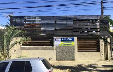 Imagem: O depósito possui 5 Vagas na garagem, 300m² de Área, Imóvel