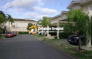 Imagem: A casa em condomínio possui 3 Dormitórios, 4 Banheiros, 3