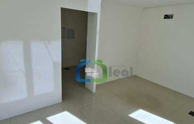 Imagem: O depósito possui 1 Vaga na garagem, 30m² de Área e Imóvel