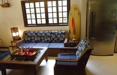 Imagem: A casa possui 3 Dormitórios, 2 Banheiros, 2 Vagas na garagem