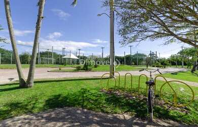 Imagem: O terreno possui 1000m² de Área e está localizado em Chapéu