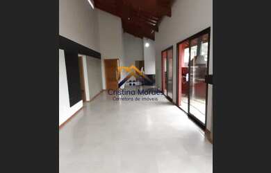 Imagem 13: Linda casa térrea com piscina e lareira no condomínio Residencial Atibaia