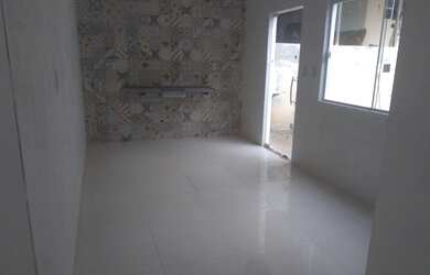 Imagem: A casa possui 2 Dormitórios, 1 Banheiro, 1 Vaga na garagem