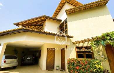 Imagem: A casa possui 5 Dormitórios, 5 Banheiros, 3 Vagas na garagem