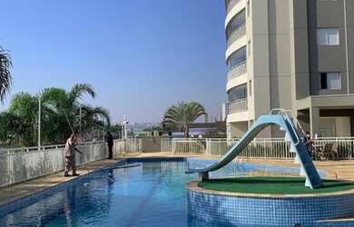 Imagem: O apartamento possui 2 Dormitórios, 2 Banheiros, 1 Vaga na