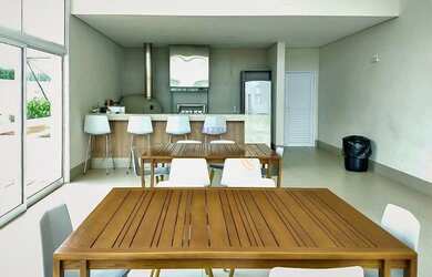 Imagem: O apartamento possui 3 Dormitórios, 5 Banheiros, 3 Vagas na