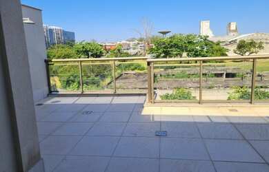 Imagem: O apartamento na cobertura possui 1 Dormitório, 2 Banheiros