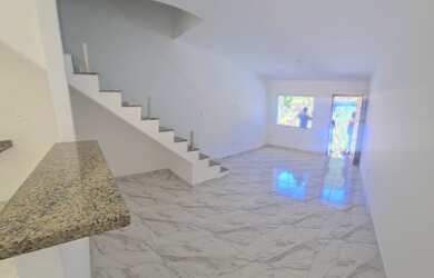 Imagem 5: Casa em Muriqui. Varandae2 Dormitórios