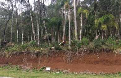 Imagem: O terreno possui 524m² de Área e está localizado em Gramado