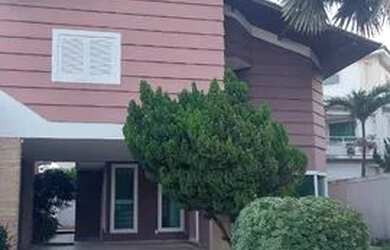 Imagem: A casa em condomínio possui 3 Dormitórios, 4 Banheiros e 3