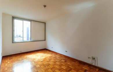 Imagem: O apartamento possui 1 Dormitório, 1 Banheiro, 74m² de Área