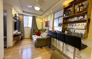 Imagem: O apartamento possui 2 Dormitórios, 1 Banheiro, 1 Vaga na garagem