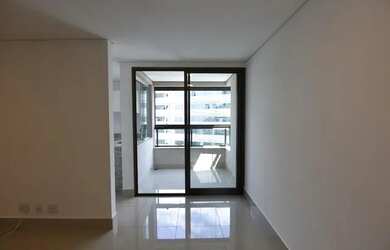 Imagem: O apartamento possui 1 Dormitório, 2 Banheiros, 1 Vaga na garagem