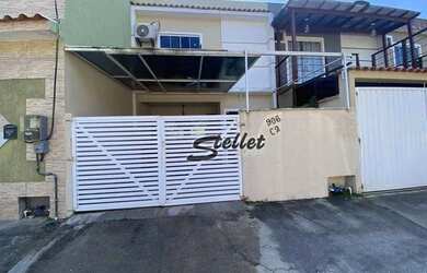 Imagem: A casa possui 2 Dormitórios, 2 Banheiros, 1 Vaga na garagem