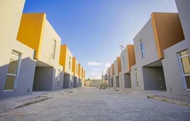 Imagem: A casa em condomínio possui 3 Dormitórios, 2 Banheiros, 1