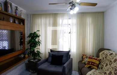 Imagem: A casa possui 5 Dormitórios, 3 Banheiros, 2 Vagas na garagem