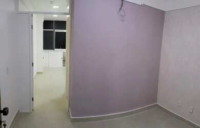 Imagem: O depósito possui 1 Vaga na garagem, 28m² de Área e está